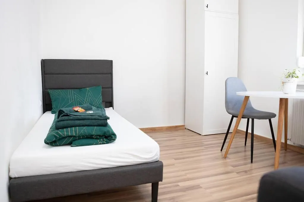 Helle 2-Zimmer Wohnung Augsburg Almanya